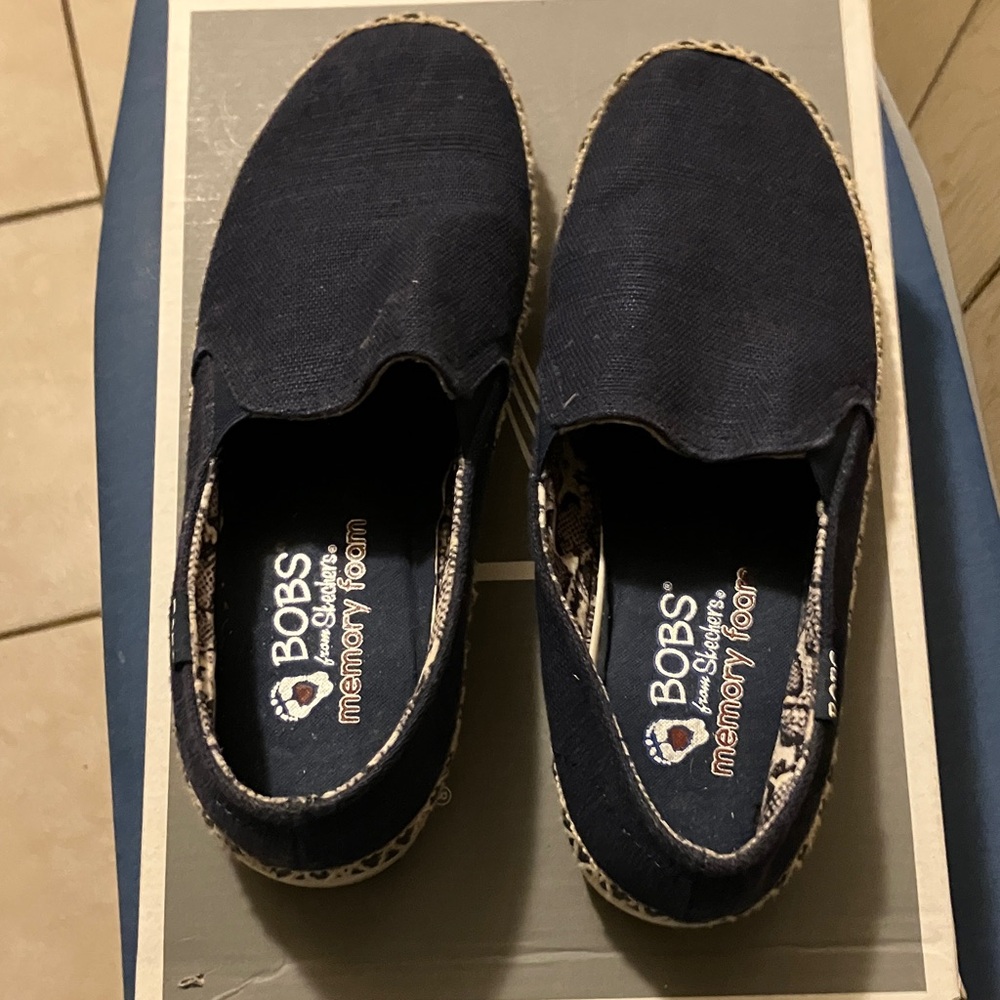 Women’s BOBS memory foam Skechers slip on shoes